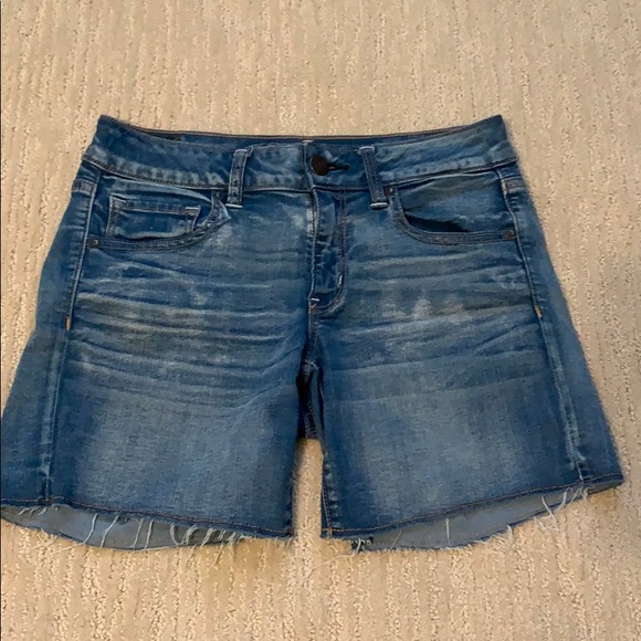 American Eagle super stretch midi shorts - Picture 1 of 3